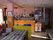Das Esszimmer und der Bar in der Primula Jugendherberge
